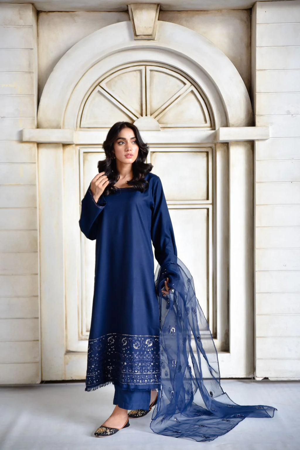 Azure Blue Full Sleeves | 3-Piece Stitched Suit