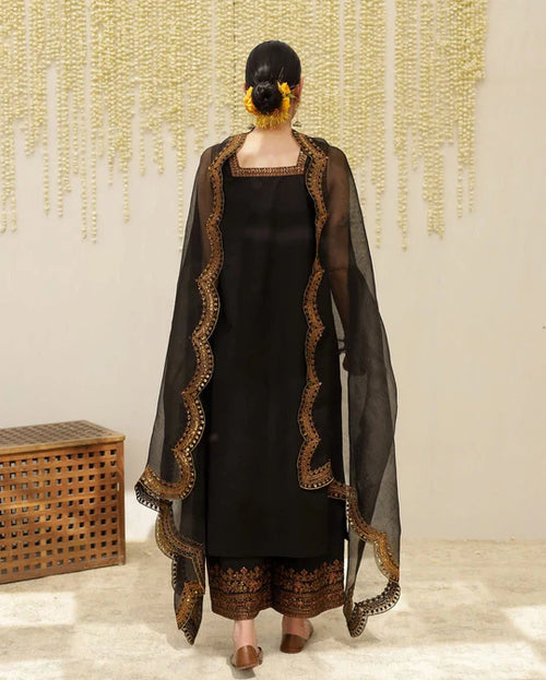 Black Mystique Full Sleeve's Stitched 🪡 Dress